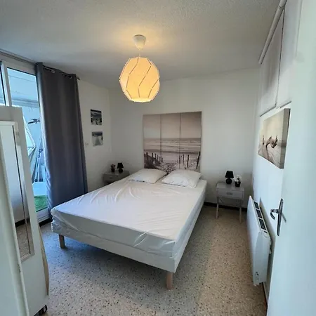 Quartier Couchant T2 Pour 5 Personnes N106